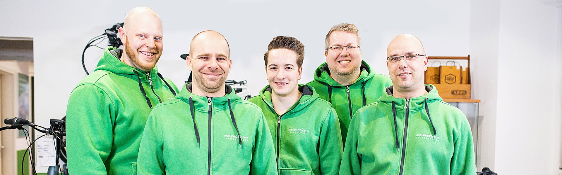 Das Team des e-motion e-Bike Premium-Shop Köln