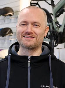 • e-Bike Service <br>• Technikbegeistert <br>• Hat die Augen fürs Detail