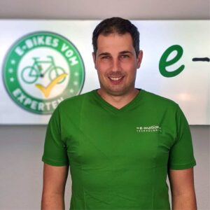 Sebastian Korthaus ist Teamleiter des Marketings in der Zentrale von e-motion