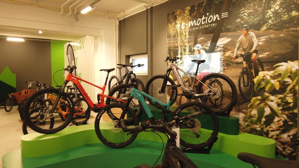 Innenansicht der e-motion e-Bike Welt Berlin Adlershof